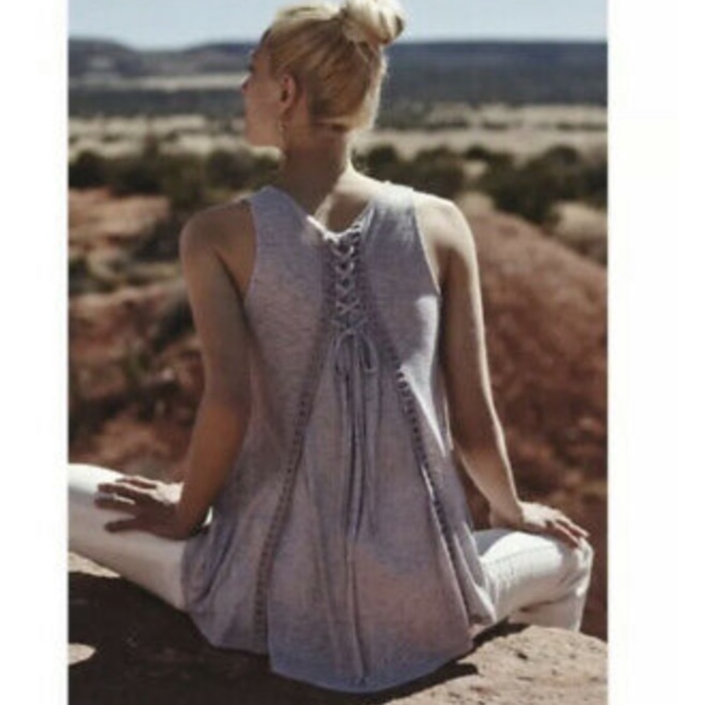 Anthropologie Akemi + kin lace up racerback tank